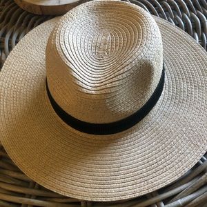 Madewell hat